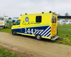 704F84BF C343 4FE6 ABAB C6DC617A1D77